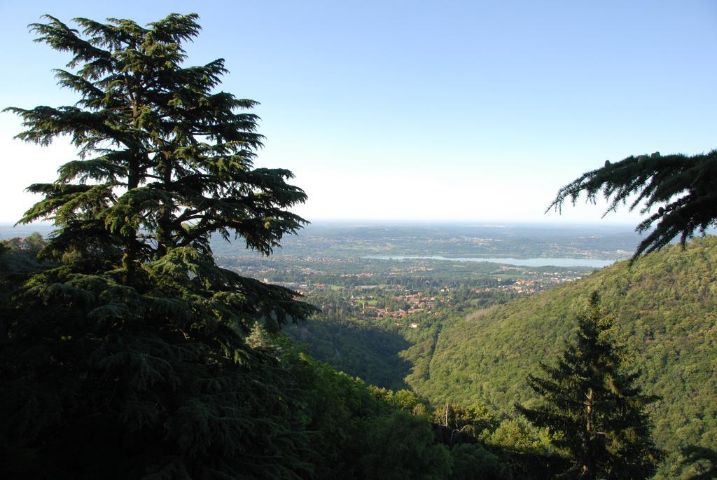 Il Parco E Gli Affreschi Apartment Varese Exterior foto